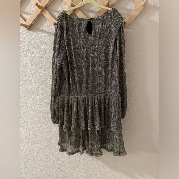 Hayden Girls Gold Foiled Pleated Puff Sleeve Tiered Dress NWT Sz L - Picture 2 of 10